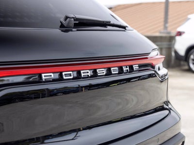 2026 Porsche Macan Macan