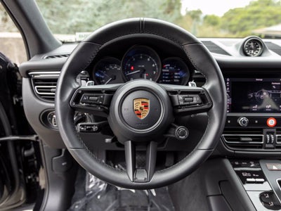 2026 Porsche Macan Macan