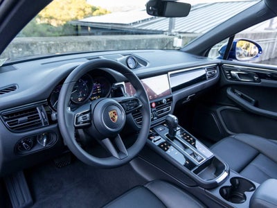 2026 Porsche Macan Macan