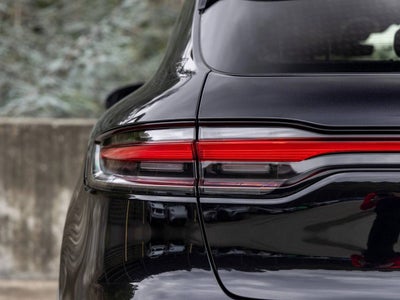 2026 Porsche Macan Macan