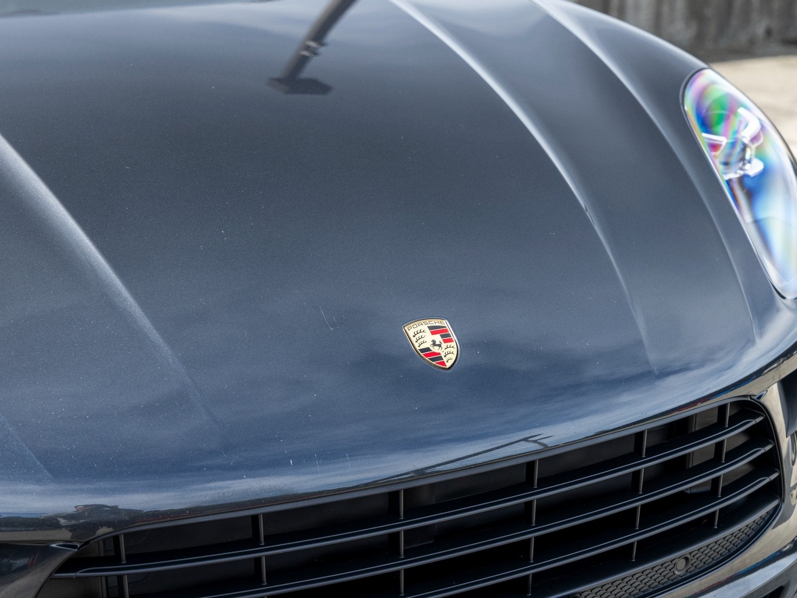 2021 Porsche Macan Base