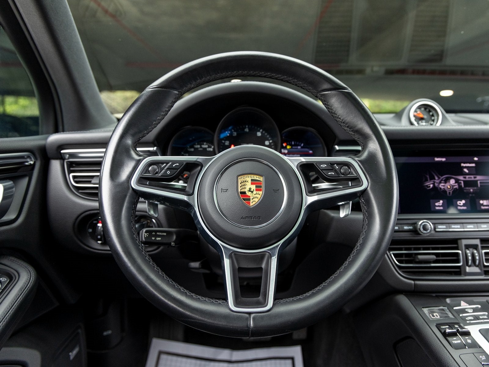 2021 Porsche Macan Base