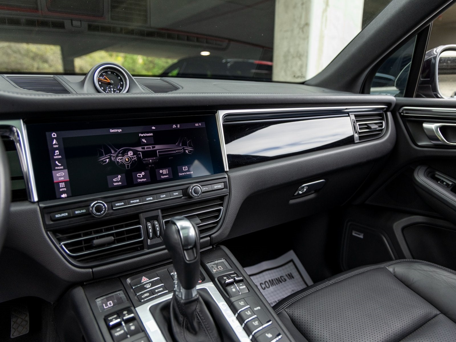 2021 Porsche Macan Base