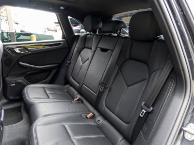 2021 Porsche Macan Base