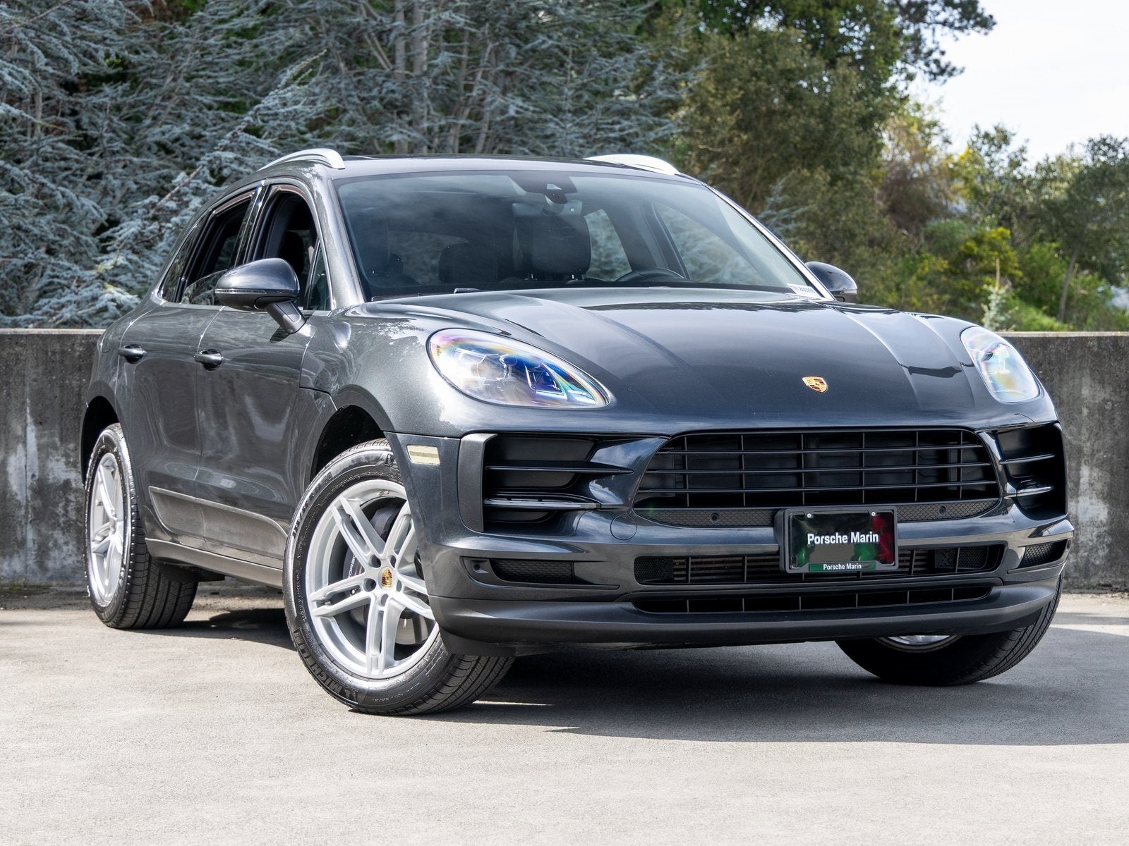 2021 Porsche Macan Base