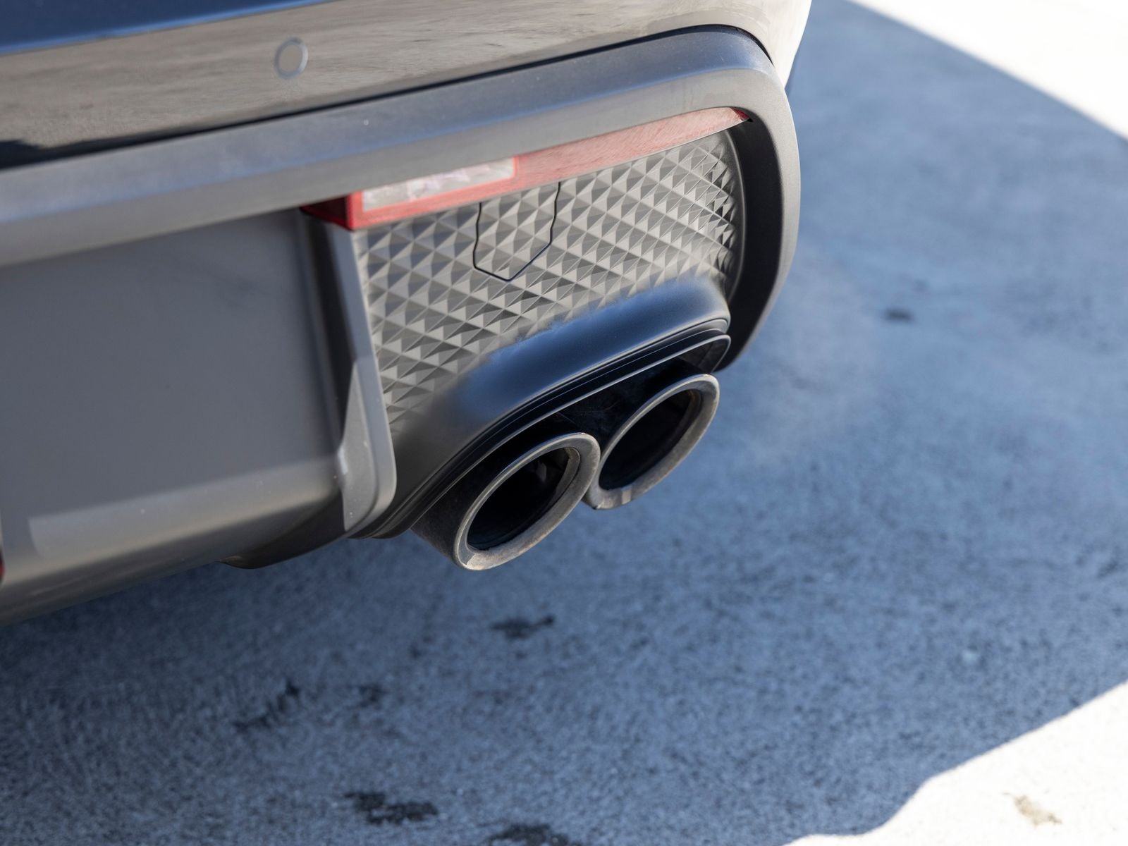 2023 Porsche Macan Macan T