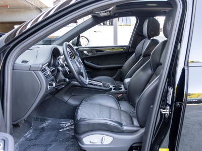 2023 Porsche Macan Macan T