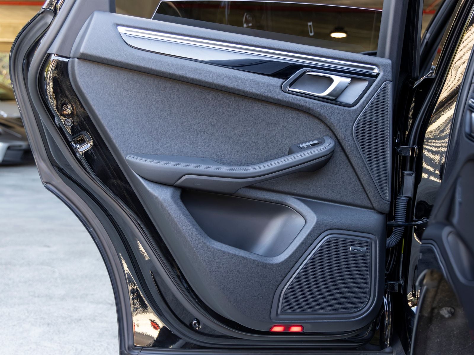 2023 Porsche Macan Macan T