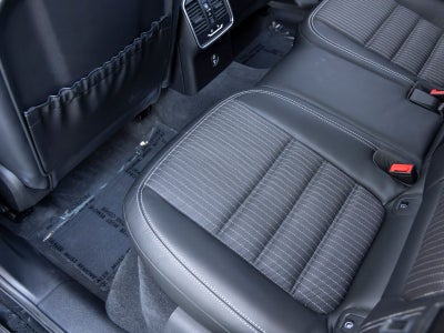 2023 Porsche Macan Macan T