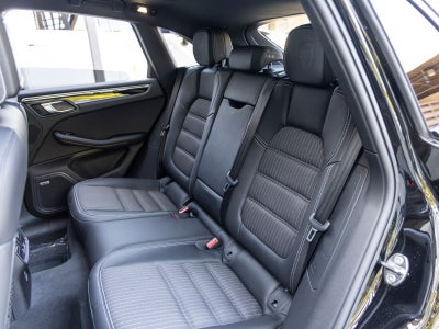 2023 Porsche Macan Macan T