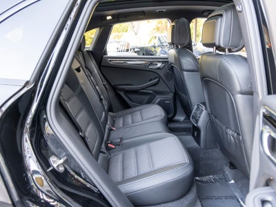 2023 Porsche Macan Macan T