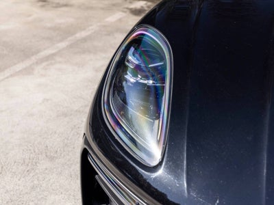 2023 Porsche Macan Macan T