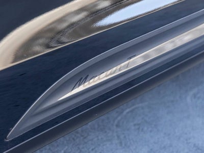 2023 Porsche Macan Macan T