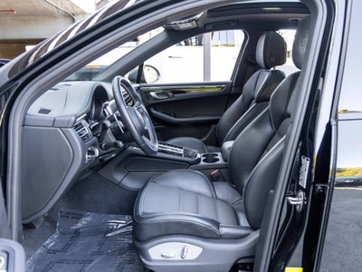 2023 Porsche Macan Macan T
