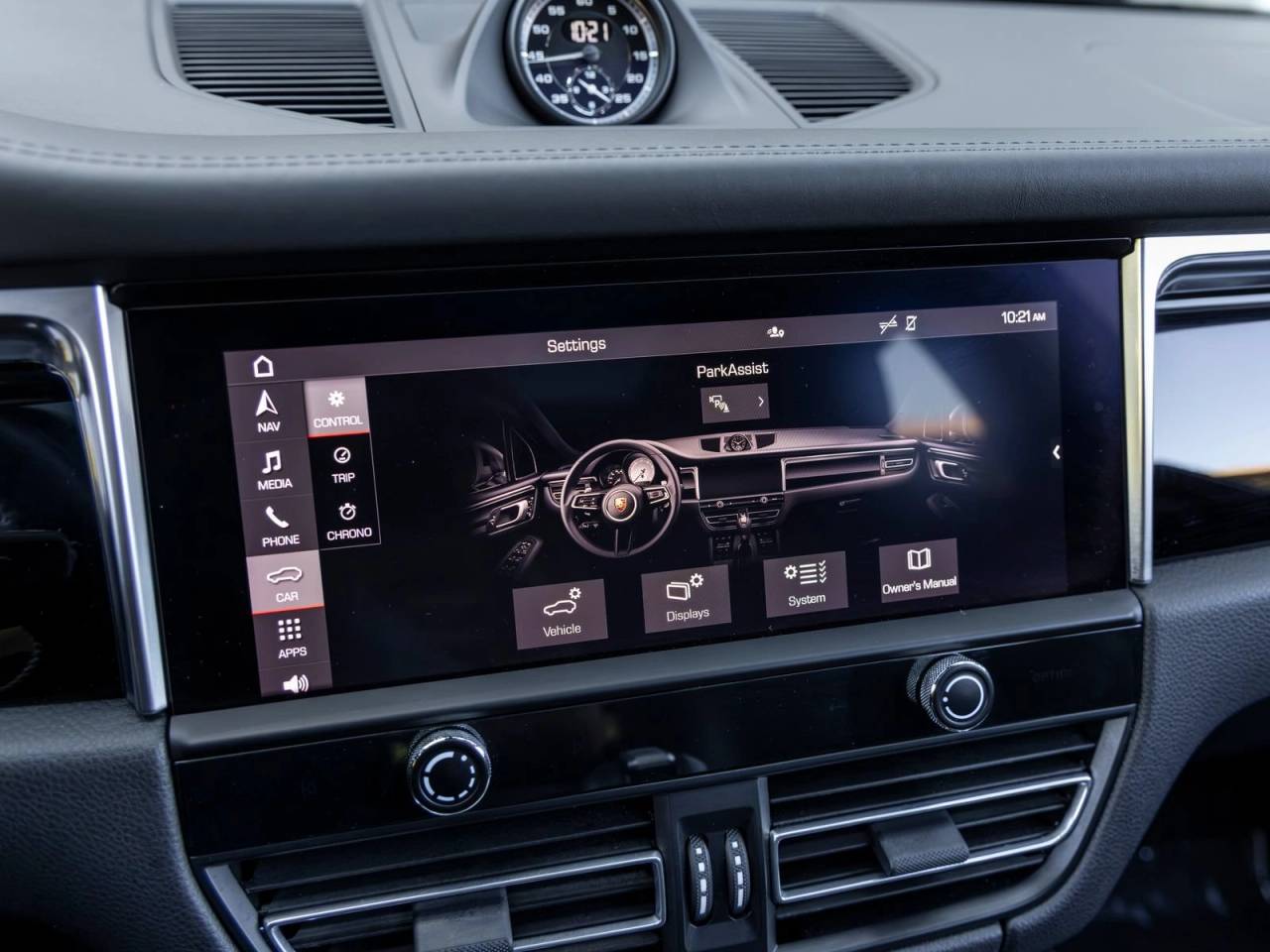2023 Porsche Macan Macan T