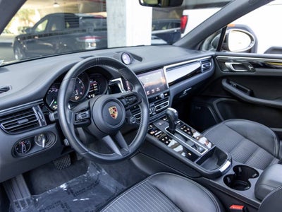 2023 Porsche Macan Macan T