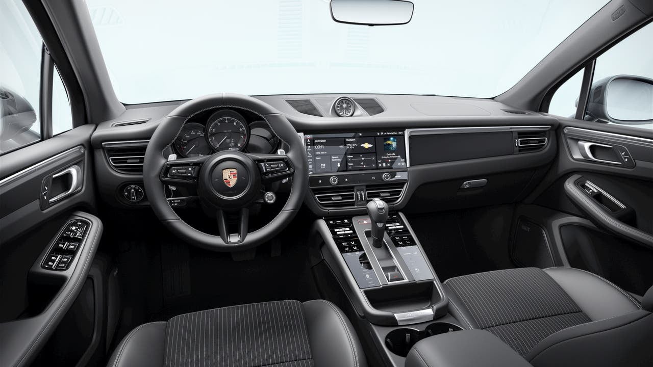 2023 Porsche Macan Macan T