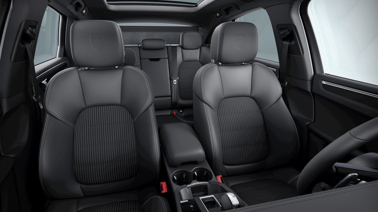 2023 Porsche Macan Macan T