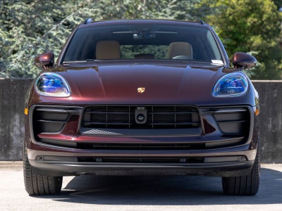 2026 Porsche Macan Base