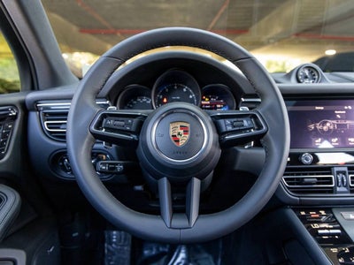 2026 Porsche Macan Macan