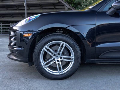 2020 Porsche Macan Macan