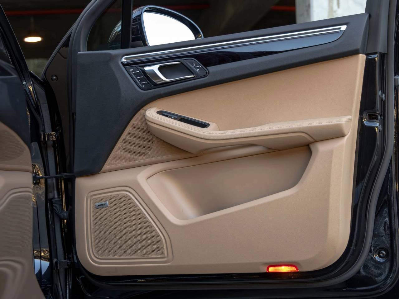 2020 Porsche Macan Macan