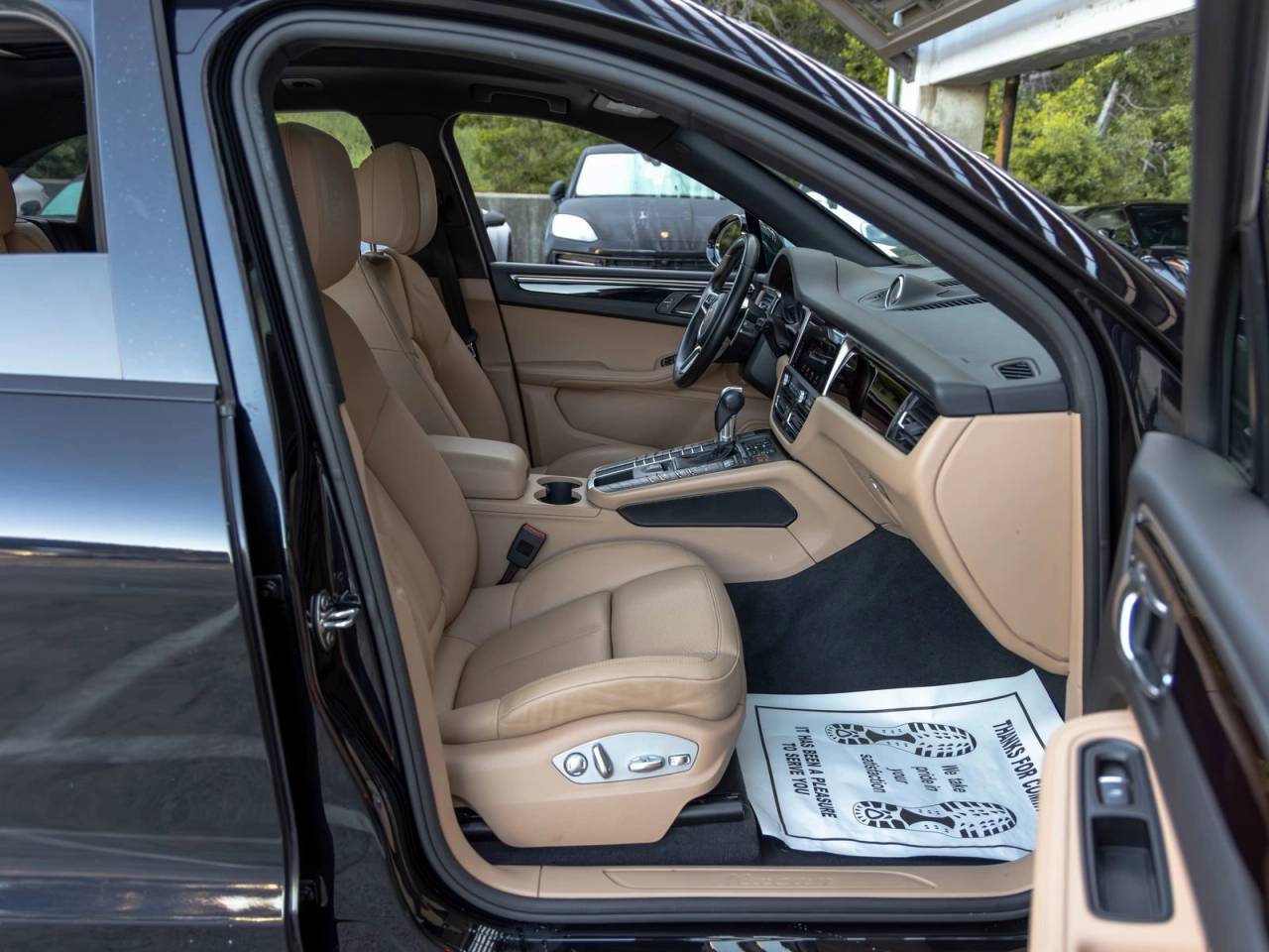 2020 Porsche Macan Macan