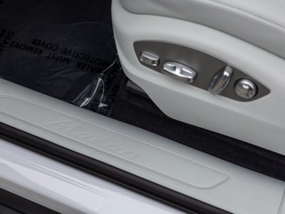 2025 Porsche Macan Macan