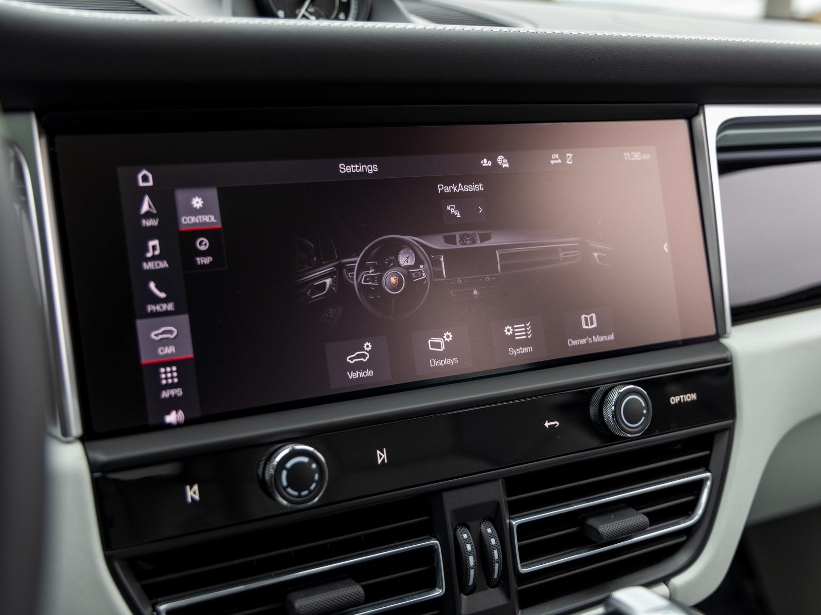 2025 Porsche Macan Macan