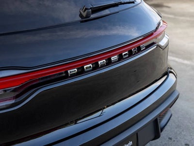 2026 Porsche Macan Macan