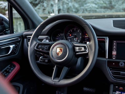 2026 Porsche Macan Macan