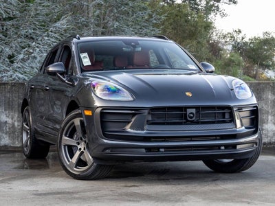 2026 Porsche Macan Macan