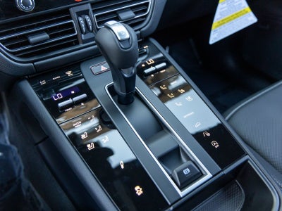 2026 Porsche Macan T