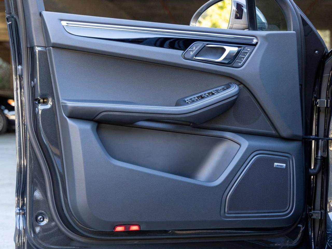 2026 Porsche Macan T