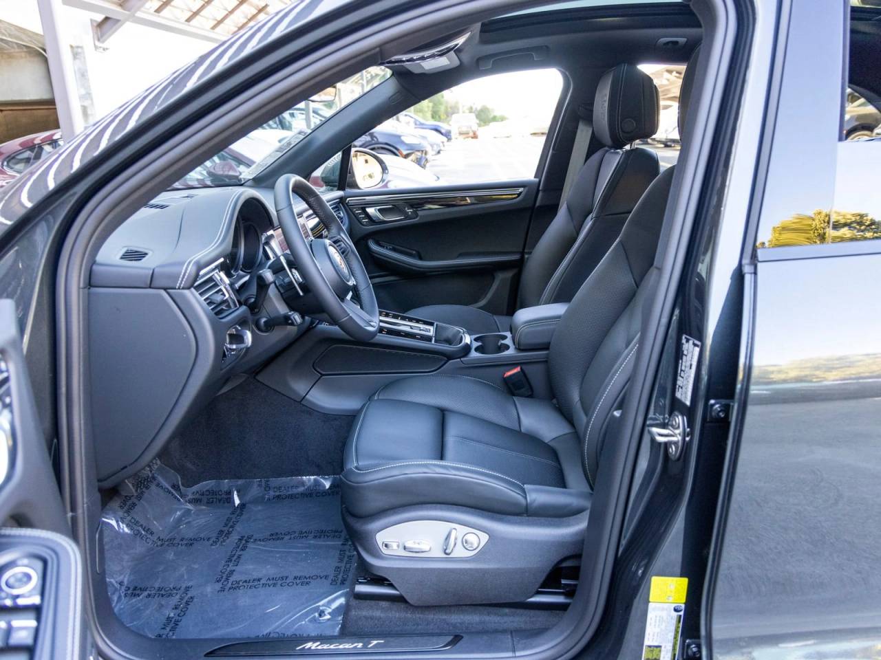 2026 Porsche Macan T