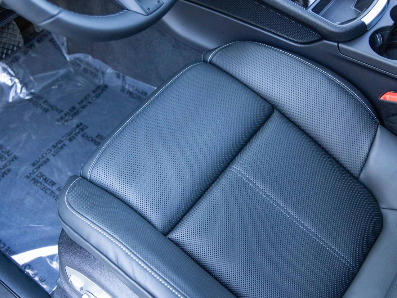 2026 Porsche Macan T