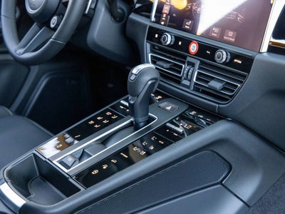 2026 Porsche Macan T