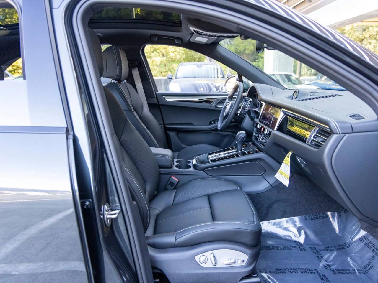 2026 Porsche Macan T