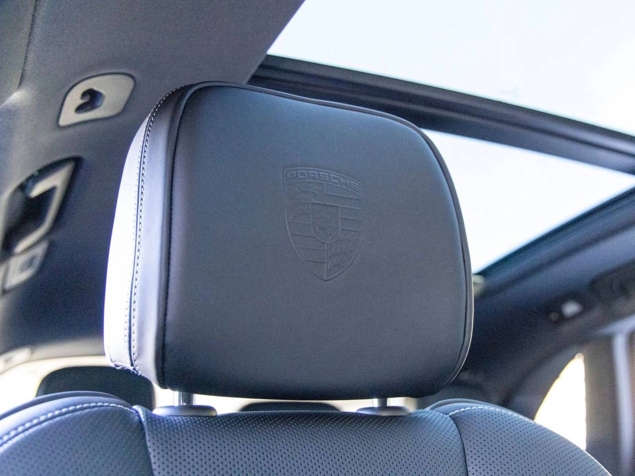 2026 Porsche Macan T