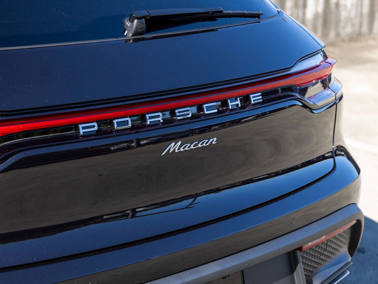2026 Porsche Macan Base