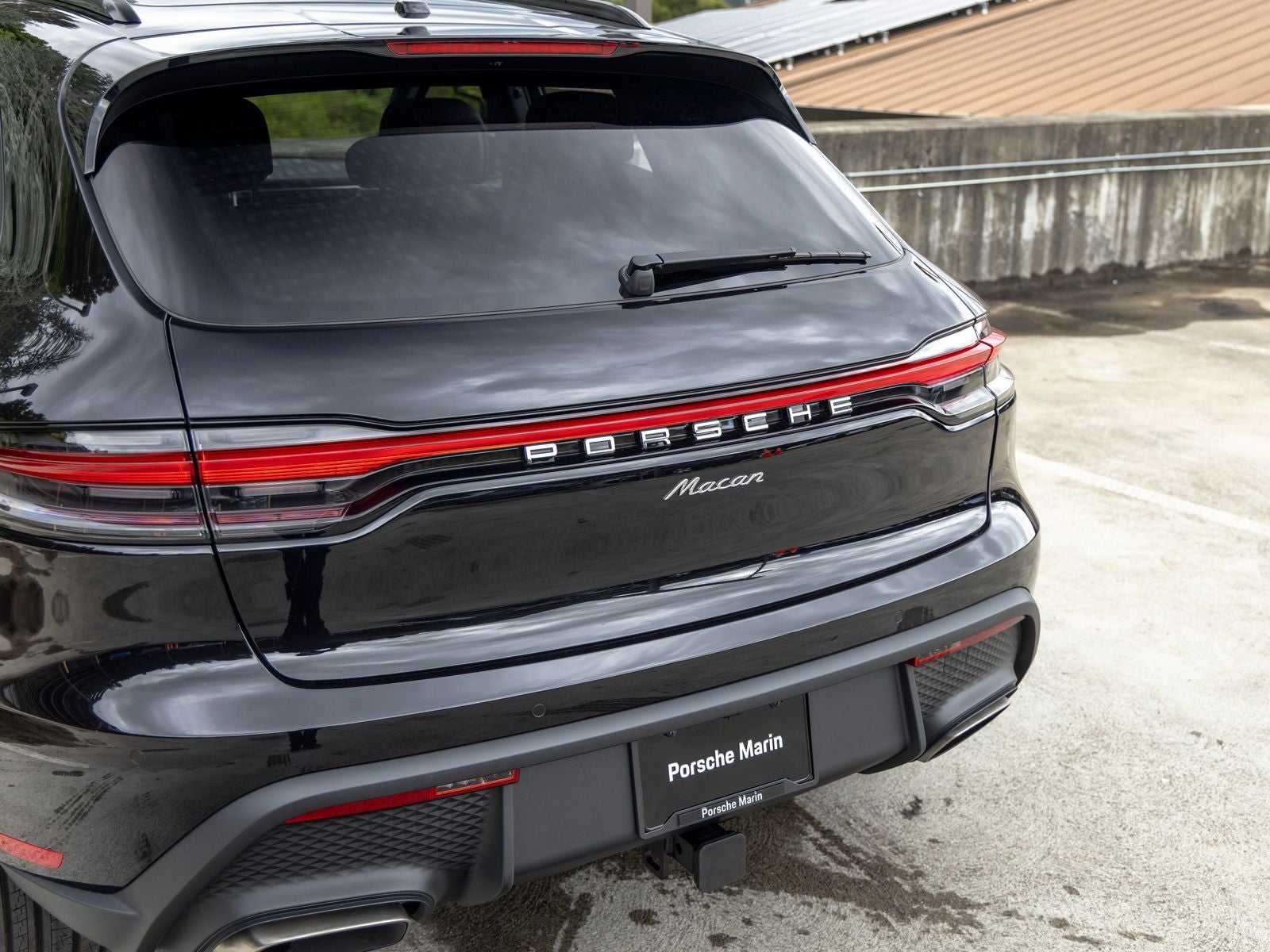 2026 Porsche Macan Base
