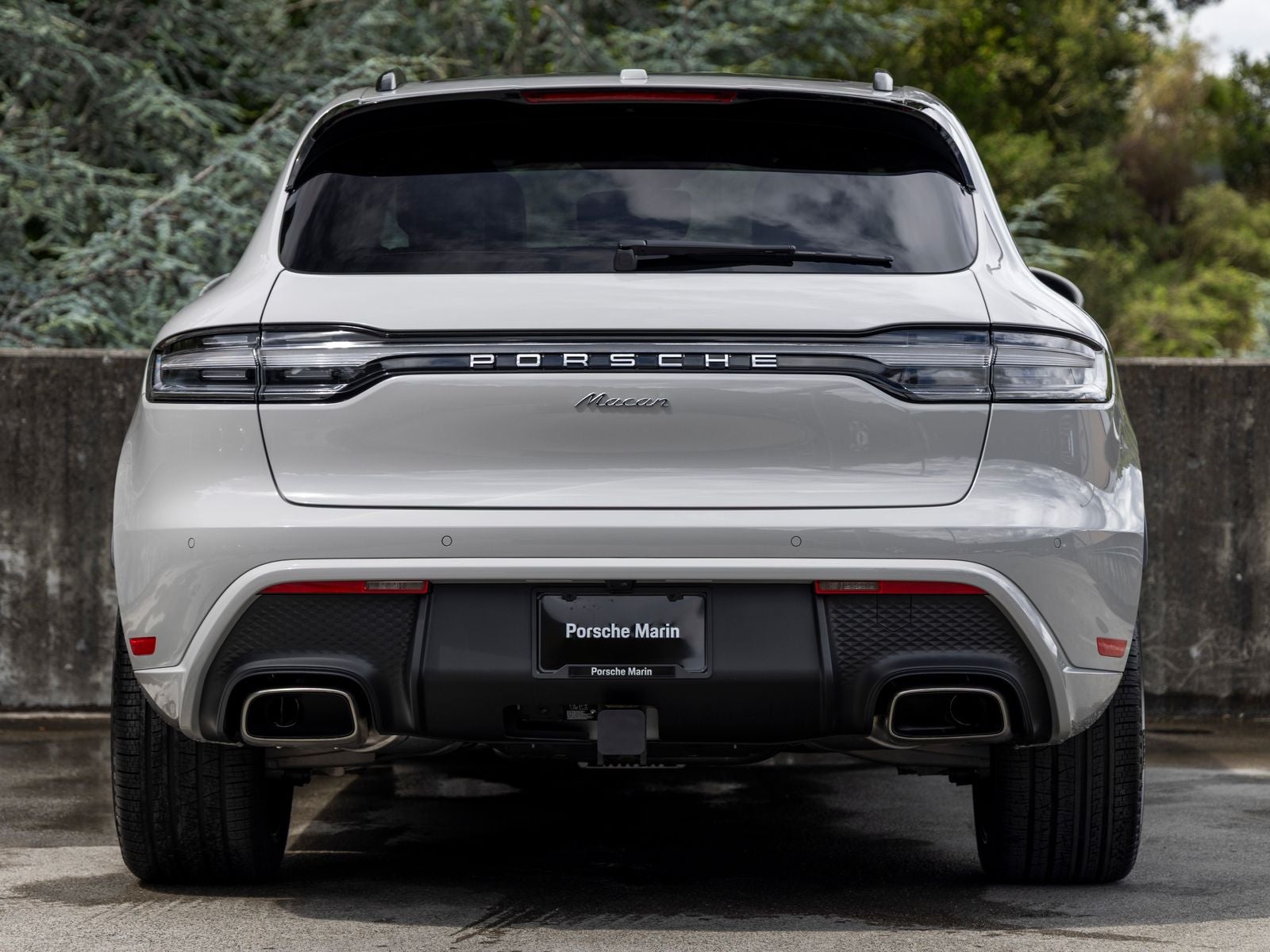 2026 Porsche Macan Base