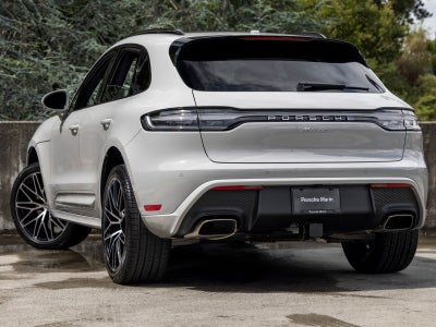 2026 Porsche Macan Base