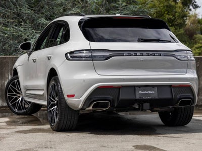 2026 Porsche Macan Base