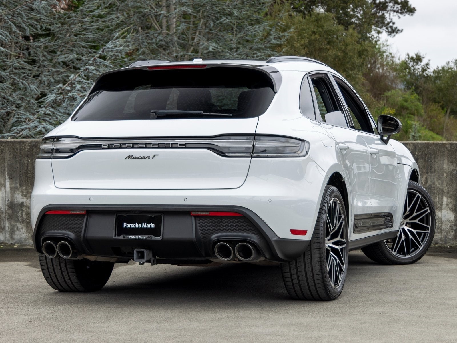 2023 Porsche Macan Macan T (MY23)