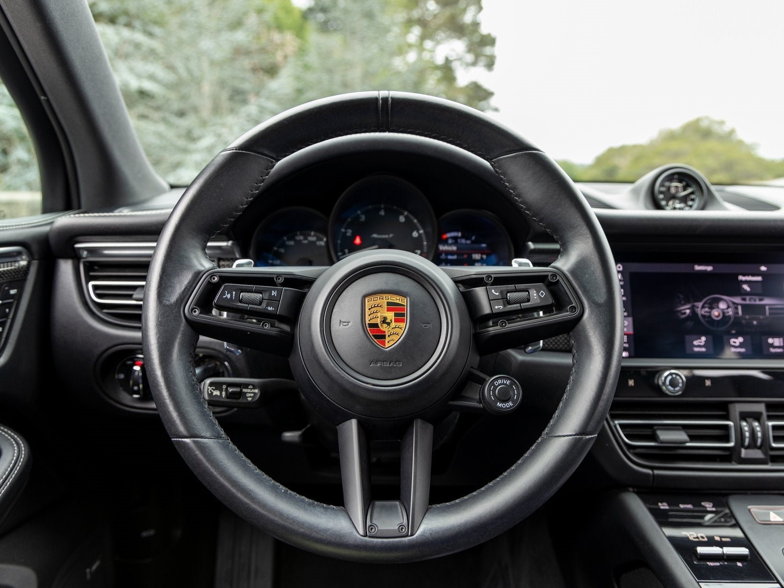 2023 Porsche Macan Macan T (MY23)