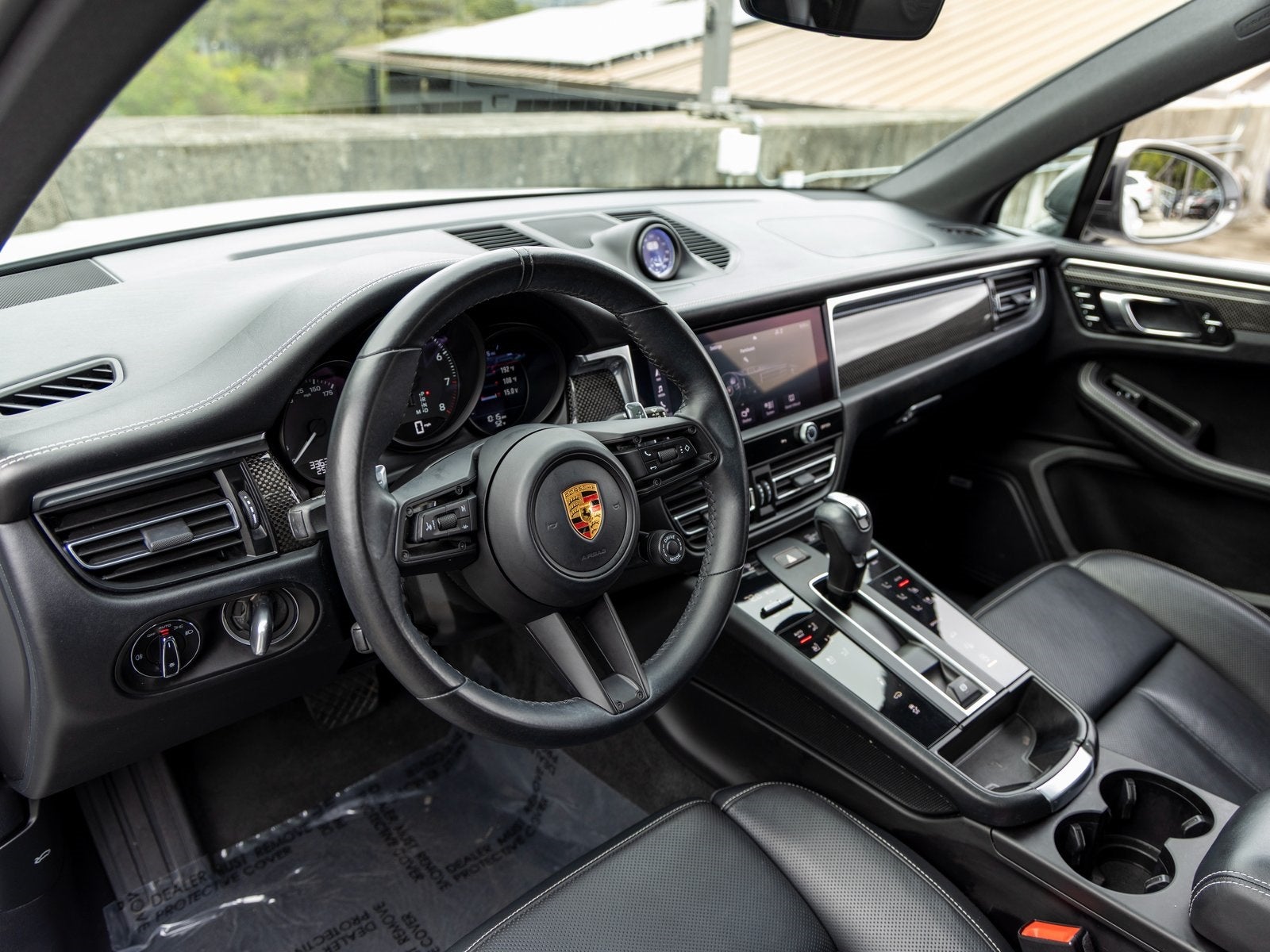 2023 Porsche Macan Macan T (MY23)