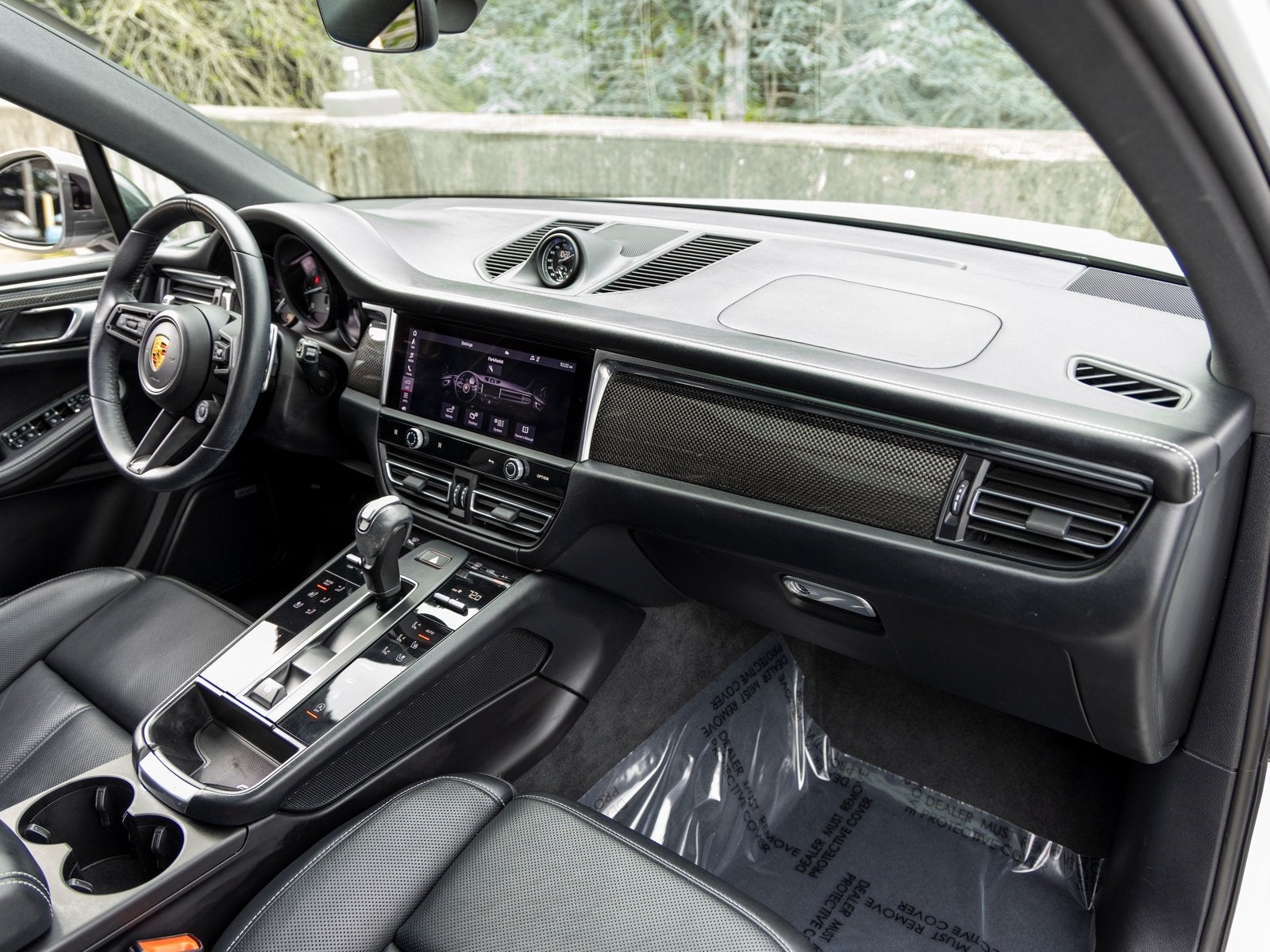 2023 Porsche Macan Macan T (MY23)