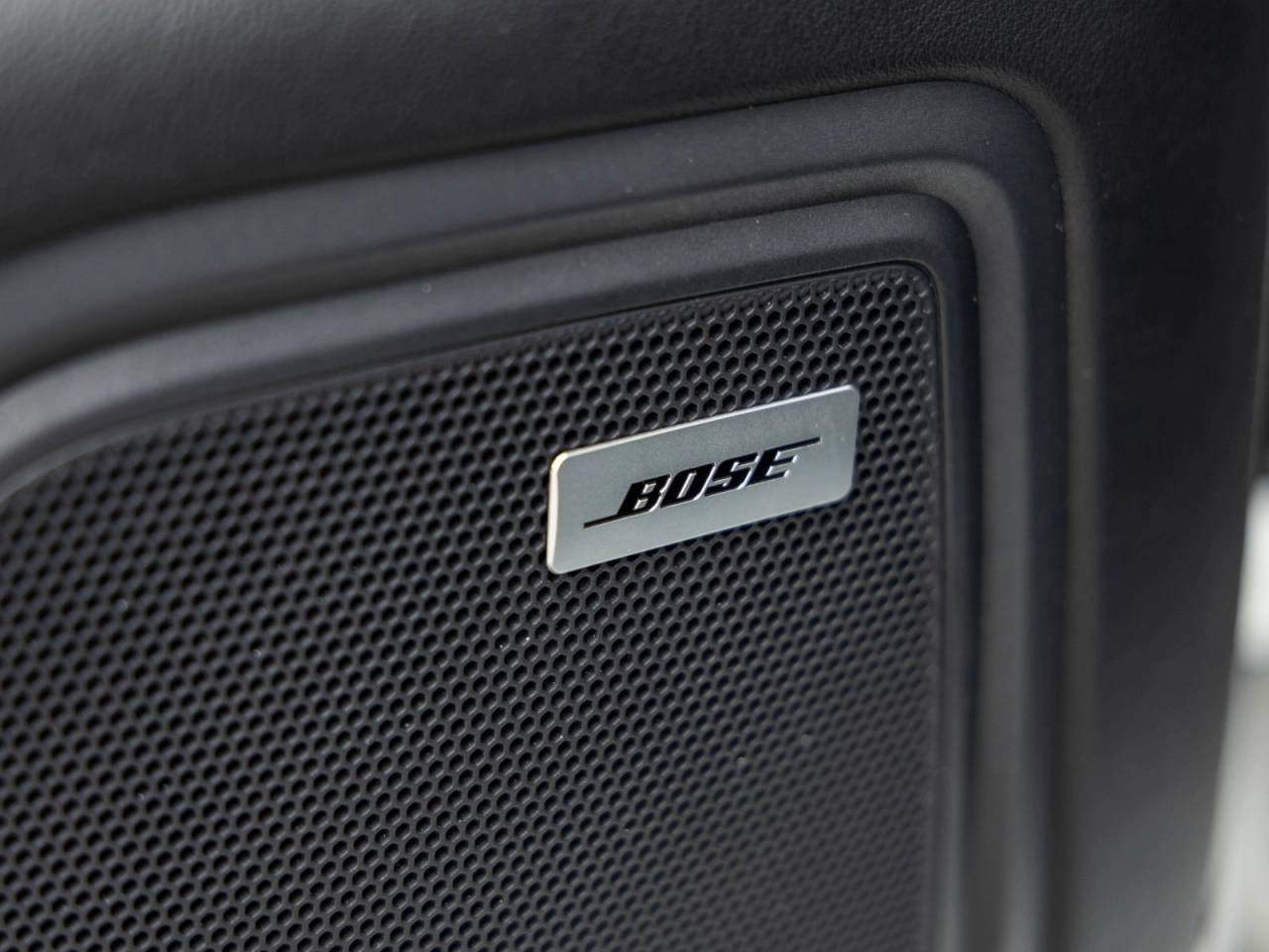 2023 Porsche Macan Macan T (MY23)