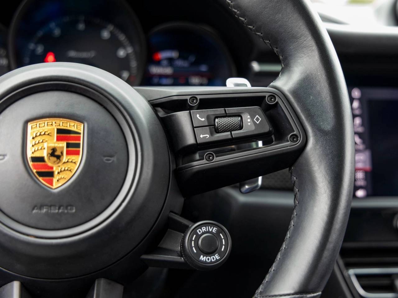 2023 Porsche Macan Macan T (MY23)